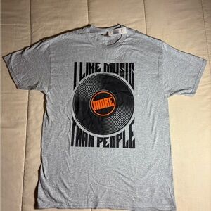 Music Gray Short Sleeve Tee / Medium